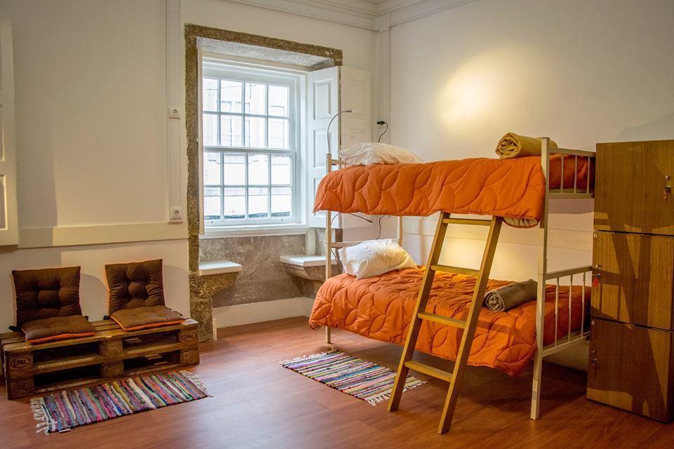 inBraga Hostel Rum bild
